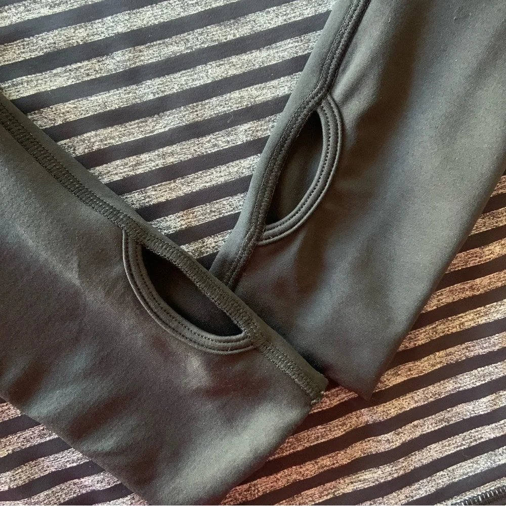 Like New! Lululemon Athletica Run Sport Henley Black and Heathered Gray Striped